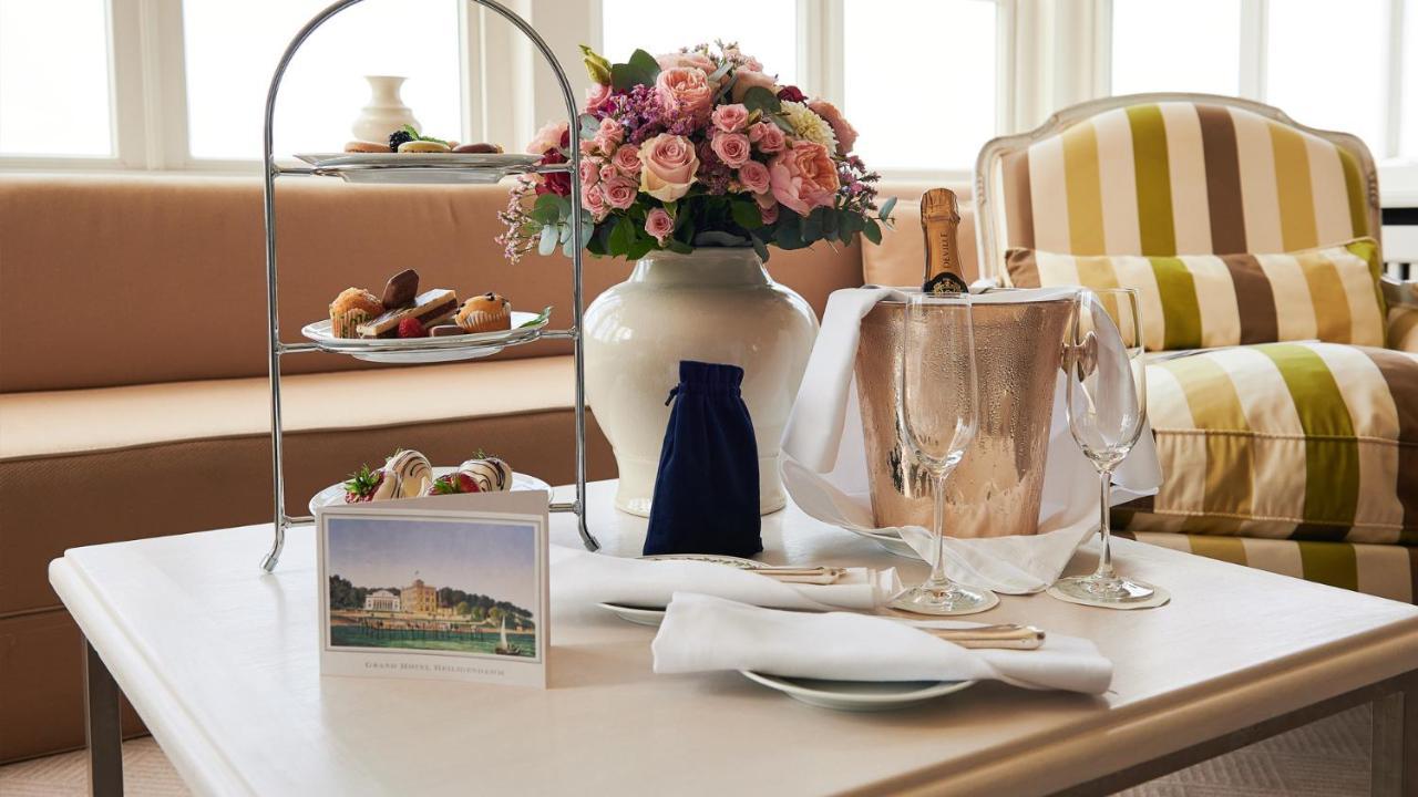 Grand Hotel Heiligendamm - The Leading Hotels Of The World Eksteriør billede Afternoon tea at the InterContinental Dublin